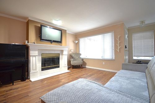 108-10308 155a St, Surrey, BC, V3R4K5 | Card Image
