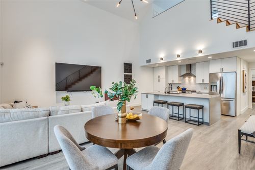 unit-8-3880 Munger Ave, Dallas, TX, 75204-4284 | Card Image