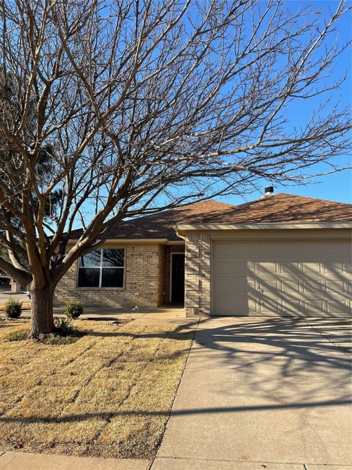 4700 Topaz Ln, Granbury, TX, 76049-7789 | Card Image