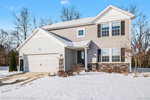 3181 Coventry Ct, Flushing, MI, 48433-3707 | Card Image
