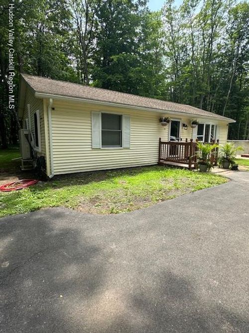 781 Old Route 23, Acra, NY, 12405-1124 | Card Image