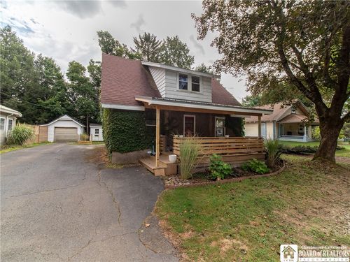 2868 West Ave, Greenhurst, NY, 14742-8004 | Card Image