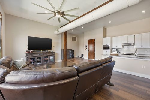 235-2502 Live Oak St, Dallas, TX, 75204-5607 | Card Image
