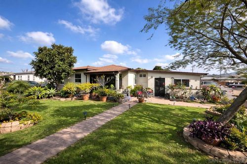 2905 Buena Vista Ave, Lemon Grove, CA, 91945-2408 | Card Image