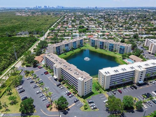 606-200 Se 5th Ave, Dania Beach, FL, 33004-4073 | Card Image