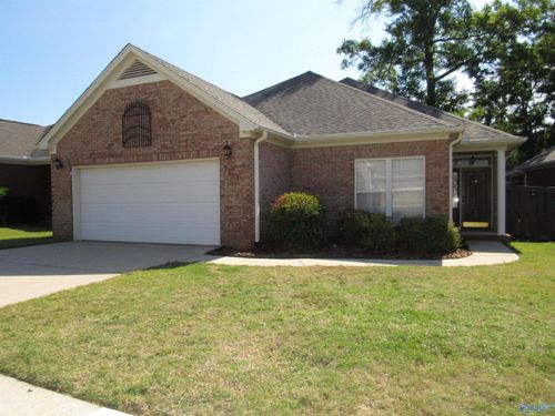 141 Canterbury Dr, Madison, AL, 35758-7934 | Card Image