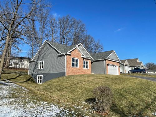 293 Brush Mountain Road, Hollidaysburg, PA, 16648 | Card Image