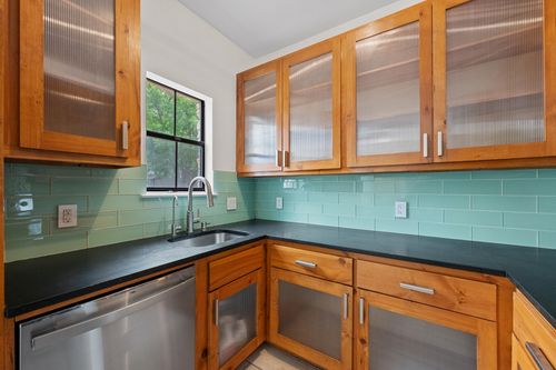 114-4401 Speedway, Austin, TX, 78751-3751 | Card Image