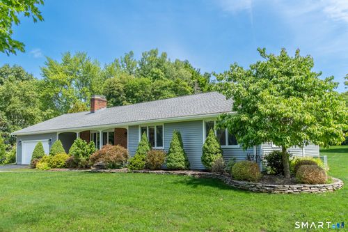 11 Bradfield Dr, Somers, CT, 06071-1623 | Card Image