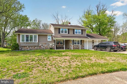 2803 Waterford Dr, CINNAMINSON, NJ, 08077-4424 | Card Image