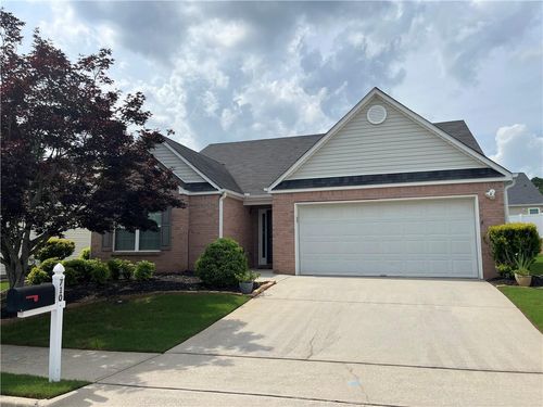 710 Village Ln, Loganville, GA, 30052-6920 | Card Image