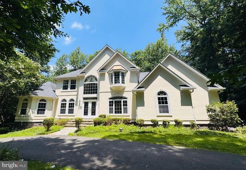 5257 Ferry Branch Ln, Lothian, MD, 20711-2811 | Card Image