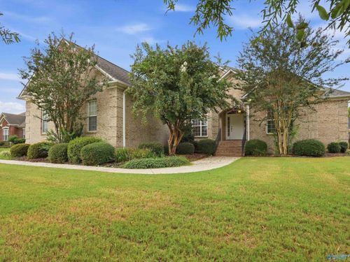 102 Brigadoon Dr, Madison, AL, 35757-8735 | Card Image