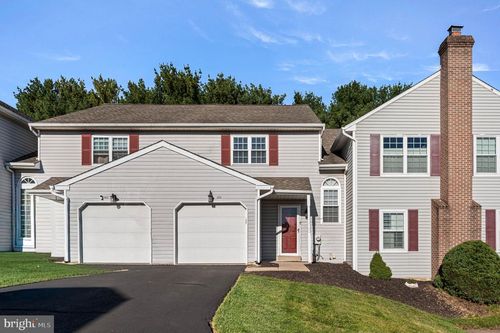 301 Essex Ct, LANSDALE, PA, 19446-6392 | Card Image