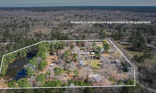 7516 Jackson Rd, Montgomery, TX, 77316-1764 | Card Image