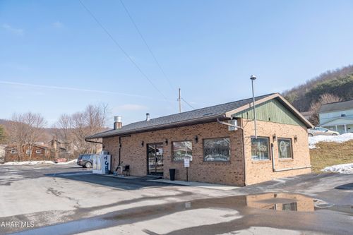 1707 Philadelphia Ave, Northern Cambria, PA, 15714-1168 | Card Image