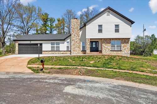 5039 Amber Place Dr, Saint Louis, MO, 63128-4001 | Card Image