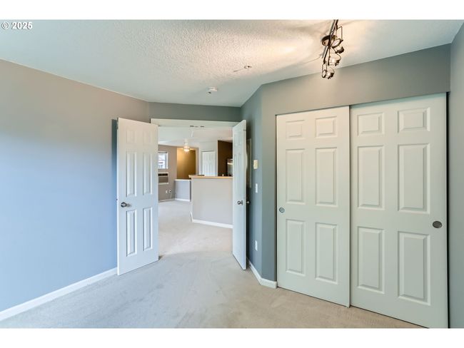 204 - 14700 Sw Sandhill Loop, Condo with 2 bedrooms, 2 bathrooms and 1 parking in Beaverton OR | Image 25