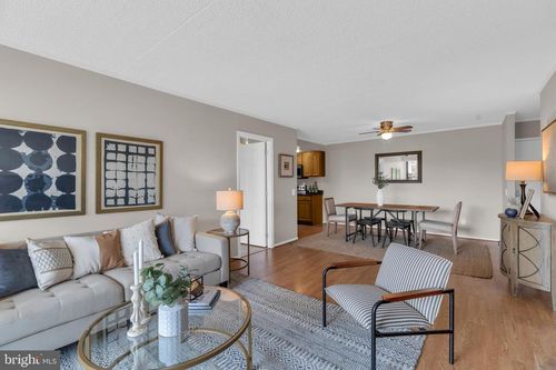 803-5911 Edsall Rd, ALEXANDRIA, VA, 22304-4116 | Card Image