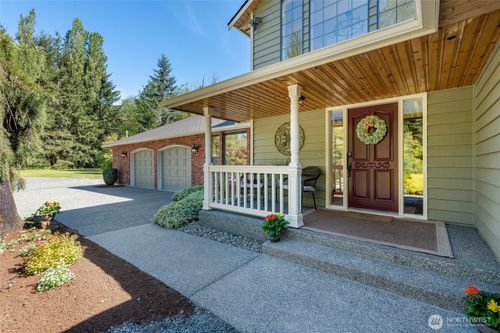 8528 152nd St Se, Snohomish, WA, 98296-8703 | Card Image