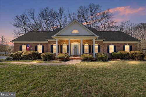 615 Patuxent Reach Dr, PRINCE FREDERICK, MD, 20678-3670 | Card Image