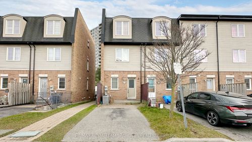 upper-4262 Kingston Rd, Scarborough, ON, M1E2M8 | Card Image