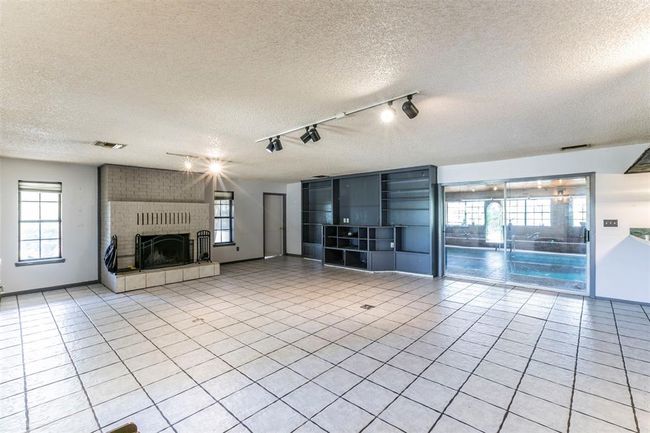 180 Fcr 797, Home with 6 bedrooms, 7 bathrooms and null parking in Donie TX | Image 13