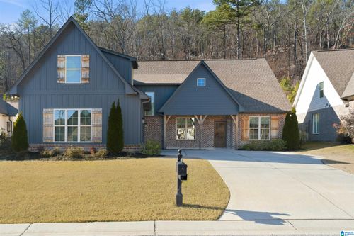 213 Kinross Cir, PELHAM, AL, 35124-6302 | Card Image
