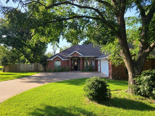 9020 Monticello Dr, Granbury, TX, 76049-4731 | Card Image