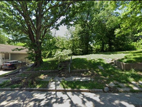 1301 Englewood St, Memphis, TN, 38106-4811 | Card Image