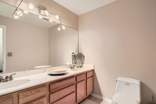 11000 Deblin Ln, Townhouse with 3 bedrooms, 4 bathrooms and 2 parking in Oak Lawn IL | Image 11