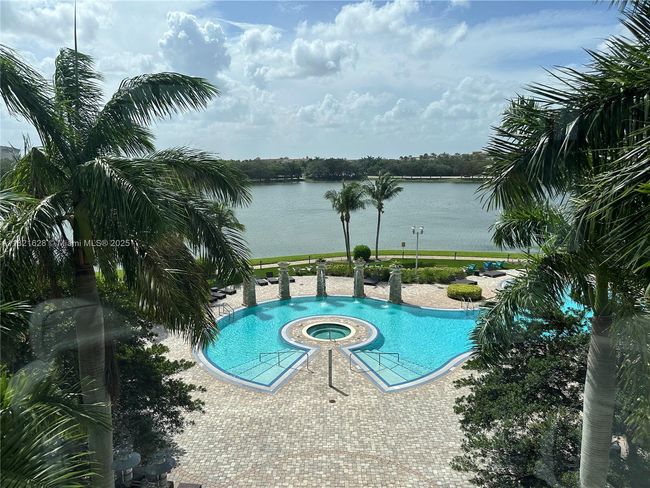 APT-1706N - 2641 N Flamingo Rd, Condo with 2 bedrooms, 2 bathrooms and null parking in Plantation FL | Image 21