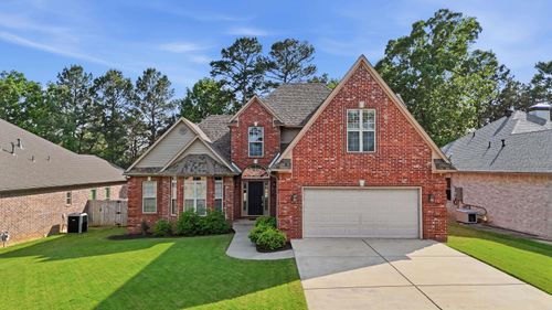121 Lily Dr, Maumelle, AR, 72113-5804 | Card Image