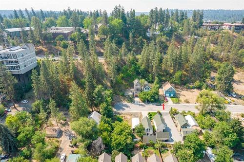 2329 W Bennett Ave, Spokane, WA, 99201-1435 | Card Image