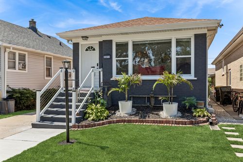 2414 Haymond St, River Grove, IL, 60171-1722 | Card Image