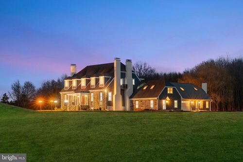 327 Geigel Hill Rd, OTTSVILLE, PA, 18942 | Card Image