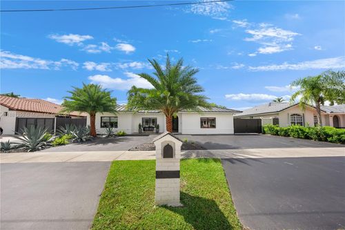 13470 Sw 30th St, Miami, FL, 33175-8810 | Card Image