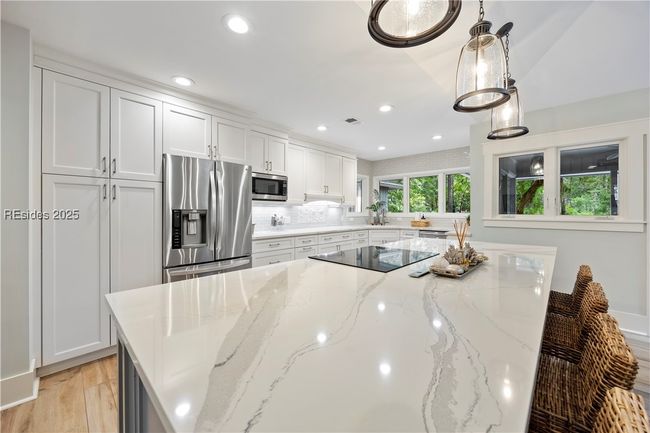 Cambria Quartz countertops in Kitchen | Image 23