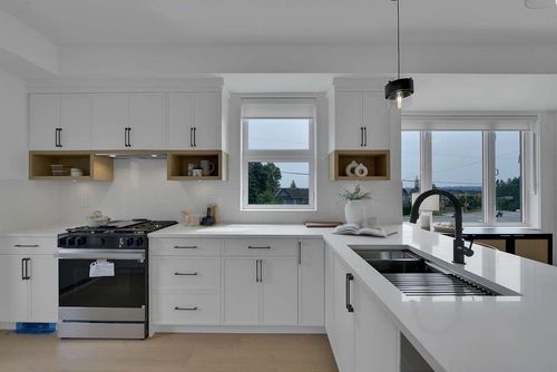 8-7540 Briskham St, Mission, BC, V2V | Card Image