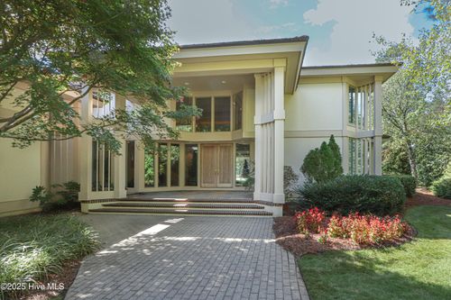 310 Inverrary Rd, Pinehurst, NC, 28374-6907 | Card Image