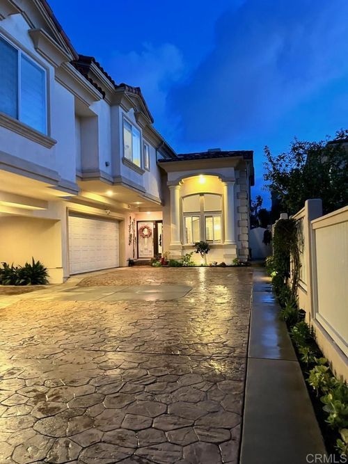 b-1818 Huntington Ln, Redondo Beach, CA, 90278-4116 | Card Image