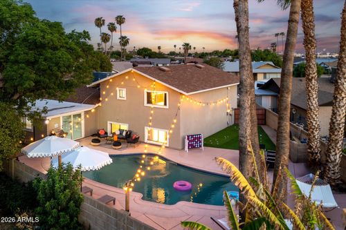 5747 N 48th Ln, Glendale, AZ, 85301-6114 | Card Image