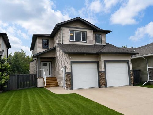 8105 112 Street, Grande Prairie, AB, T8W0B8 | Card Image