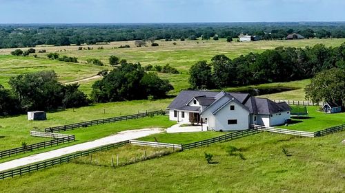 1252 County Road 388, Hallettsville, TX, 77964-5390 | Card Image