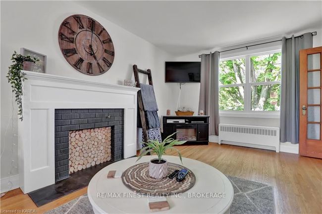 137 Hillendale Ave, House other with 3 bedrooms, 2 bathrooms and 5 parking in Kingston ON | Image 17