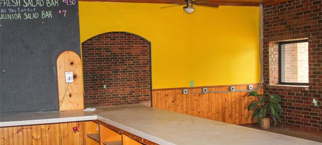 400 S Main St, House other with 2 bedrooms, 3 bathrooms and null parking in Jasper TX | Image 6