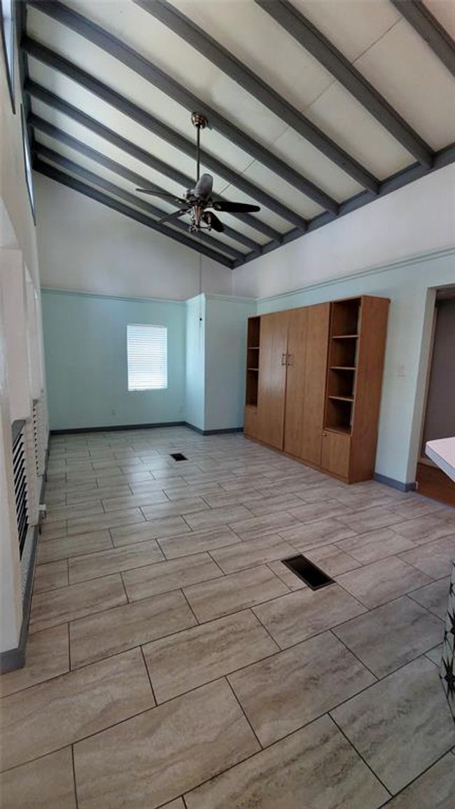 Dining room with Murphy bed | Image 12
