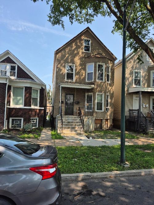 5427 S Wolcott Ave, CHICAGO, IL, 60609-5621 | Card Image