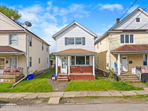 123 Mooney St, Olyphant, PA, 18447-1641 | Card Image