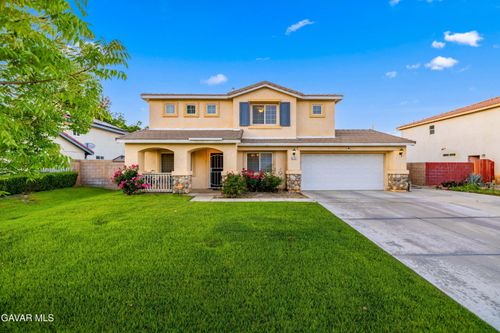 1549 Thomas Drive, Lancaster, CA, 93535 | Card Image